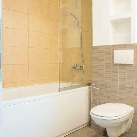 Luxury And Design Apt 3 Bricks With Balcony Appartement