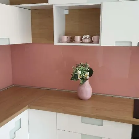 Luxury And Design Apt 3 Bricks With Balcony *